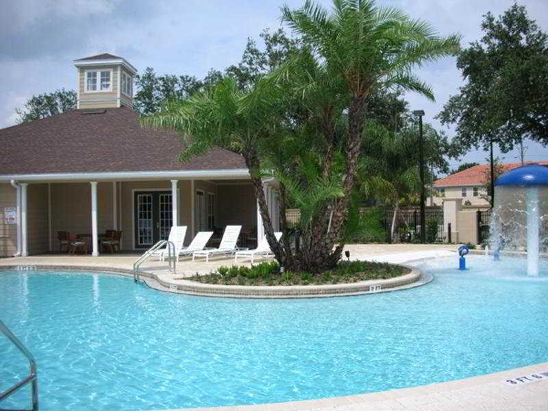 קיסימי Lucaya Village Resort מראה חיצוני תמונה